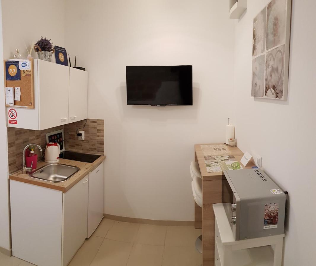 Studio Apartment Legcevic Каштела Экстерьер фото