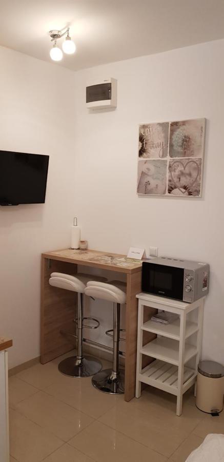 Studio Apartment Legcevic Каштела Экстерьер фото
