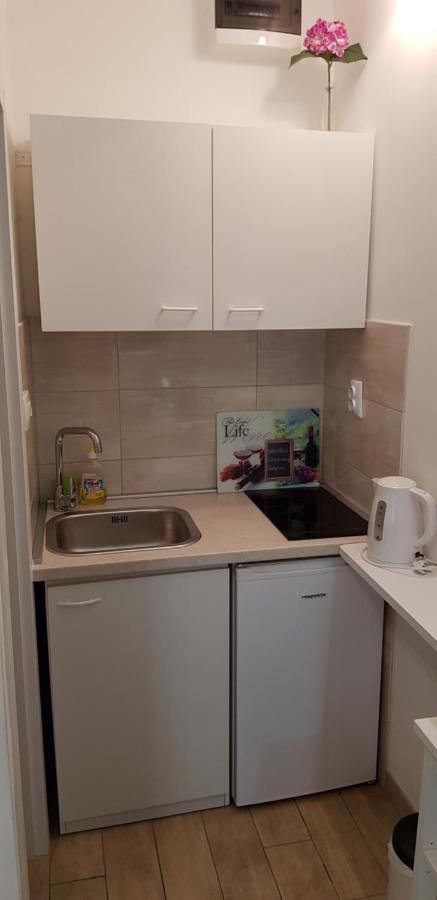 Studio Apartment Legcevic Каштела Экстерьер фото