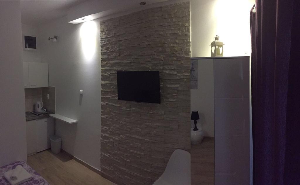 Studio Apartment Legcevic Каштела Экстерьер фото