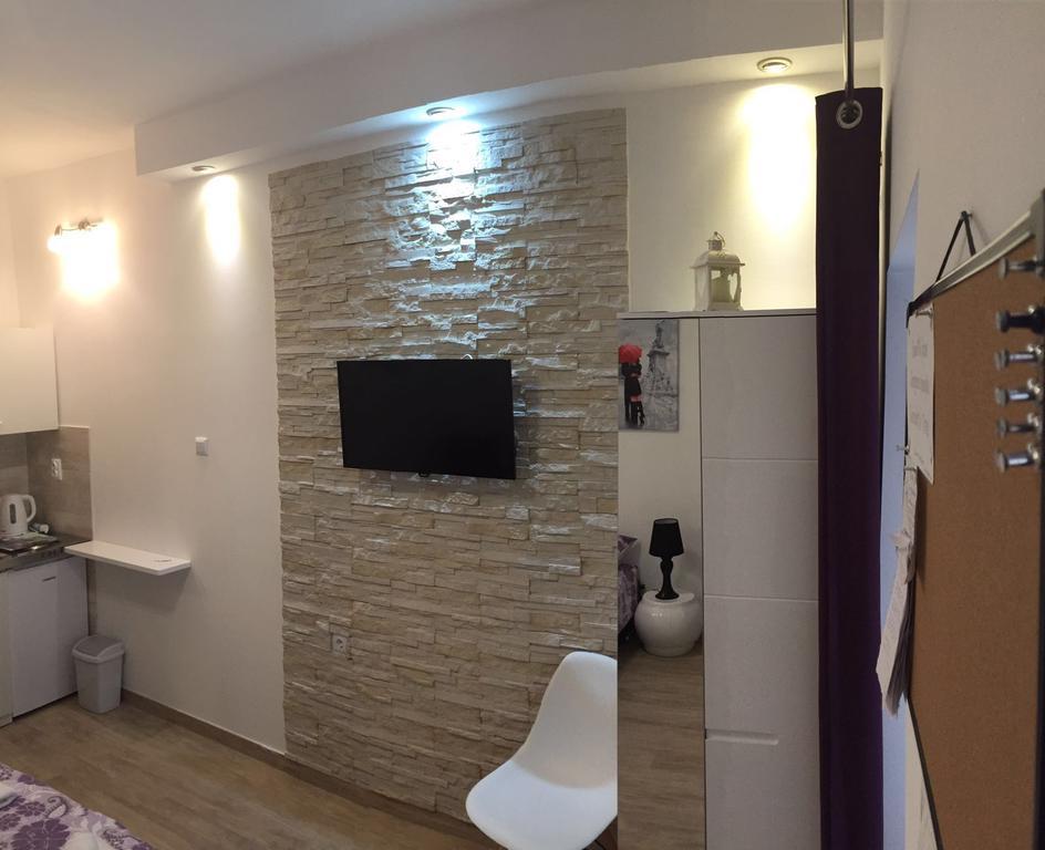 Studio Apartment Legcevic Каштела Экстерьер фото